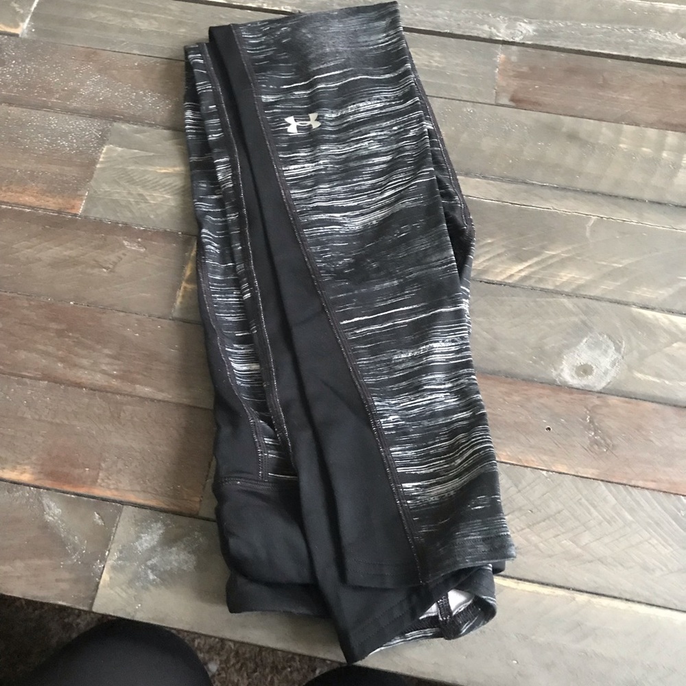 Under Armour Yoga Pants/Leggings